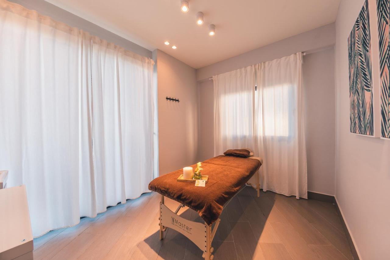 Regatta Living Hotel By Mint Santo Domingo Ngoại thất bức ảnh
